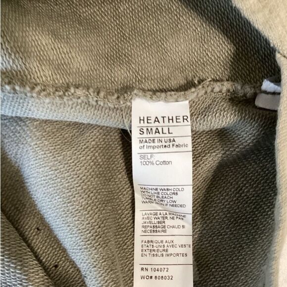 Heather Shirt Top Women’s Size Small Color Pale Green Off the Shoulder - Picture 2 of 8